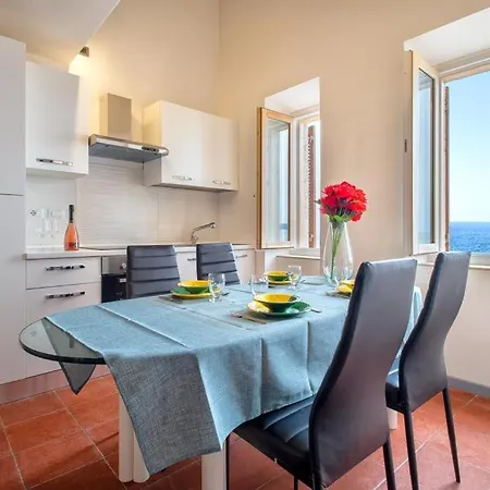 شقة Panoramic Bastioni Sea View ألغيرو
