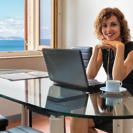 Panoramic Bastioni Sea View Apartment