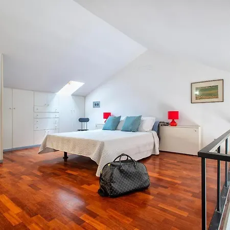 Panoramic Bastioni Sea View Apartment