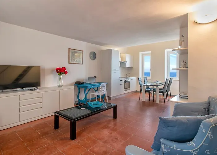 Panoramic Bastioni Sea View Apartment *